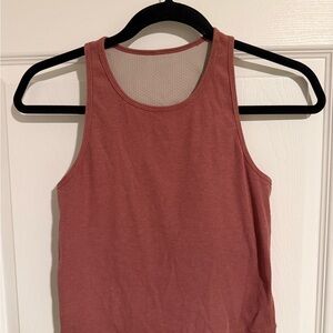 Vuori Pylo Tank in Rosewood Heather